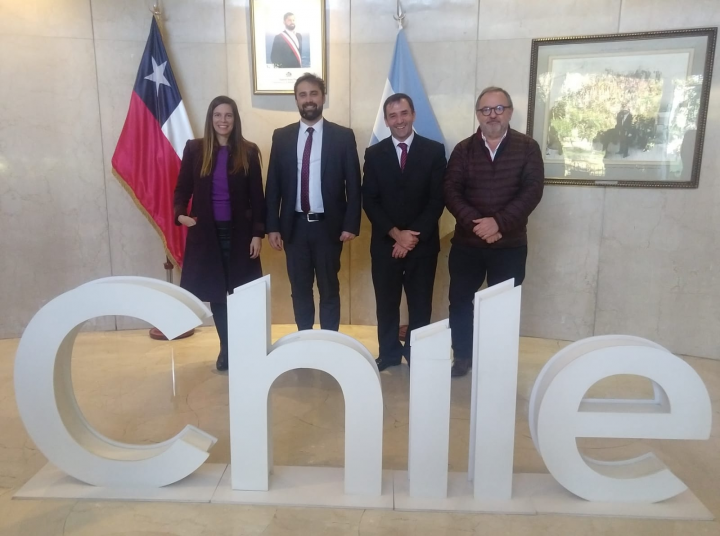 Chubut y Chile acordaron agenda para potenciar la región