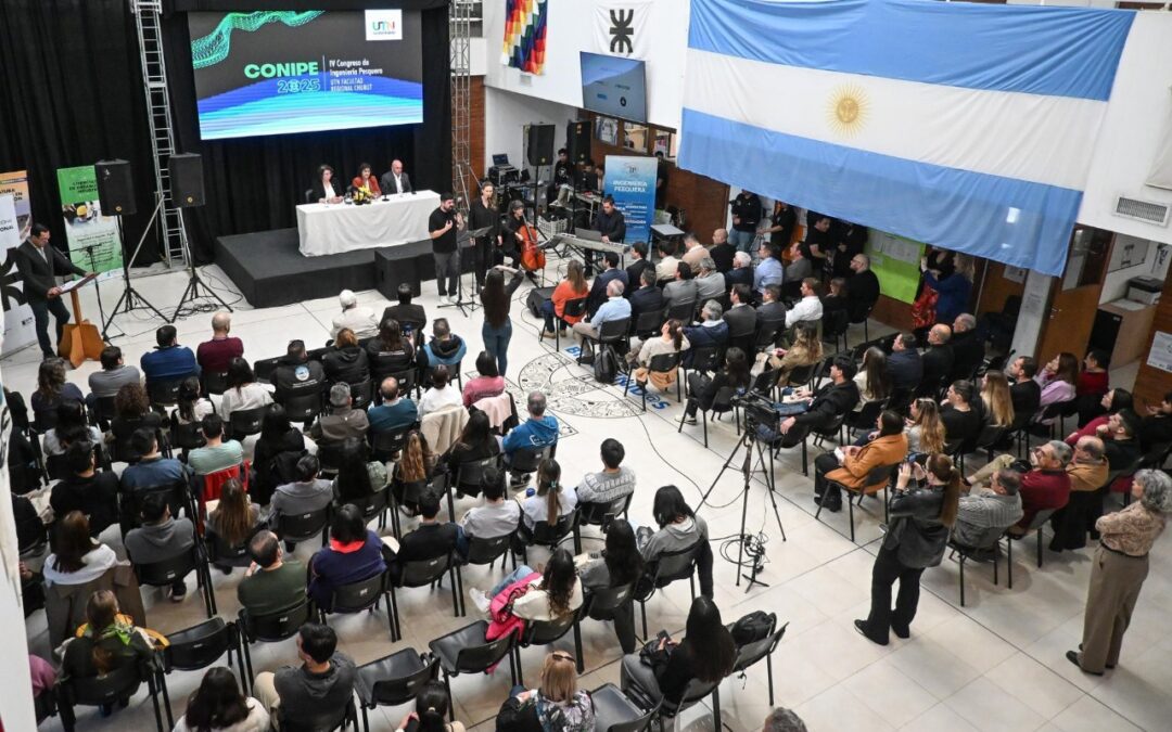 Chubut trabaja para que Madryn sea el primer puerto azul de Argentina